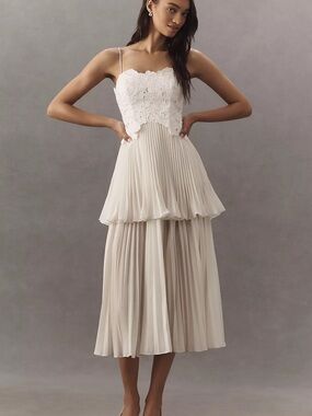 AMUR Esme Laser-Cut Floral Tiered Midi Dress - Size 4